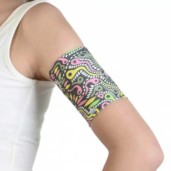 Colorful armband for secure blood glucose monitor placement, suitable for Freestyle Libre, Dexcom, Omnipod, and more.