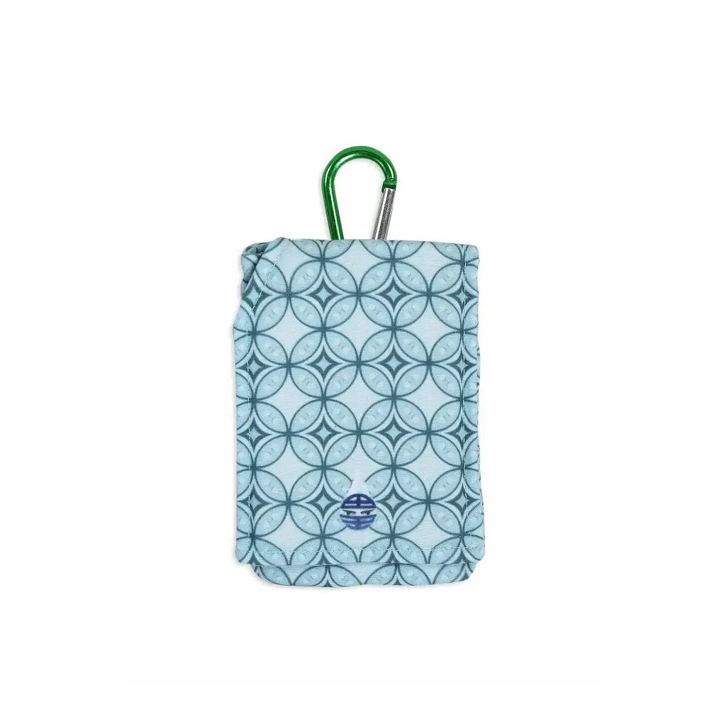 Insulin pump pouch with cooling system and blue geometric design, featuring a carabiner for easy attachment.